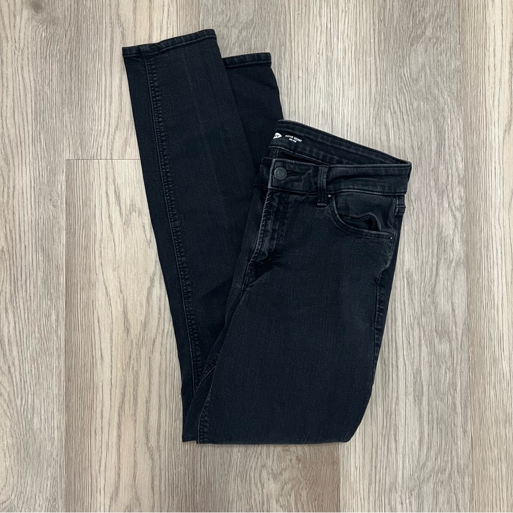 Old Navy Black Denim Mid-Rise Skinny Jeans - Size 8